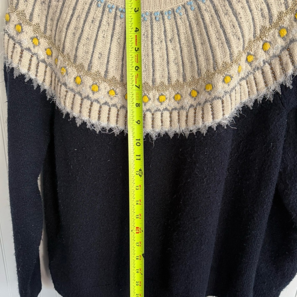 Style & Co. Navy and Cream Sweater Size L with Yellow Accents - Picture 9 of 9